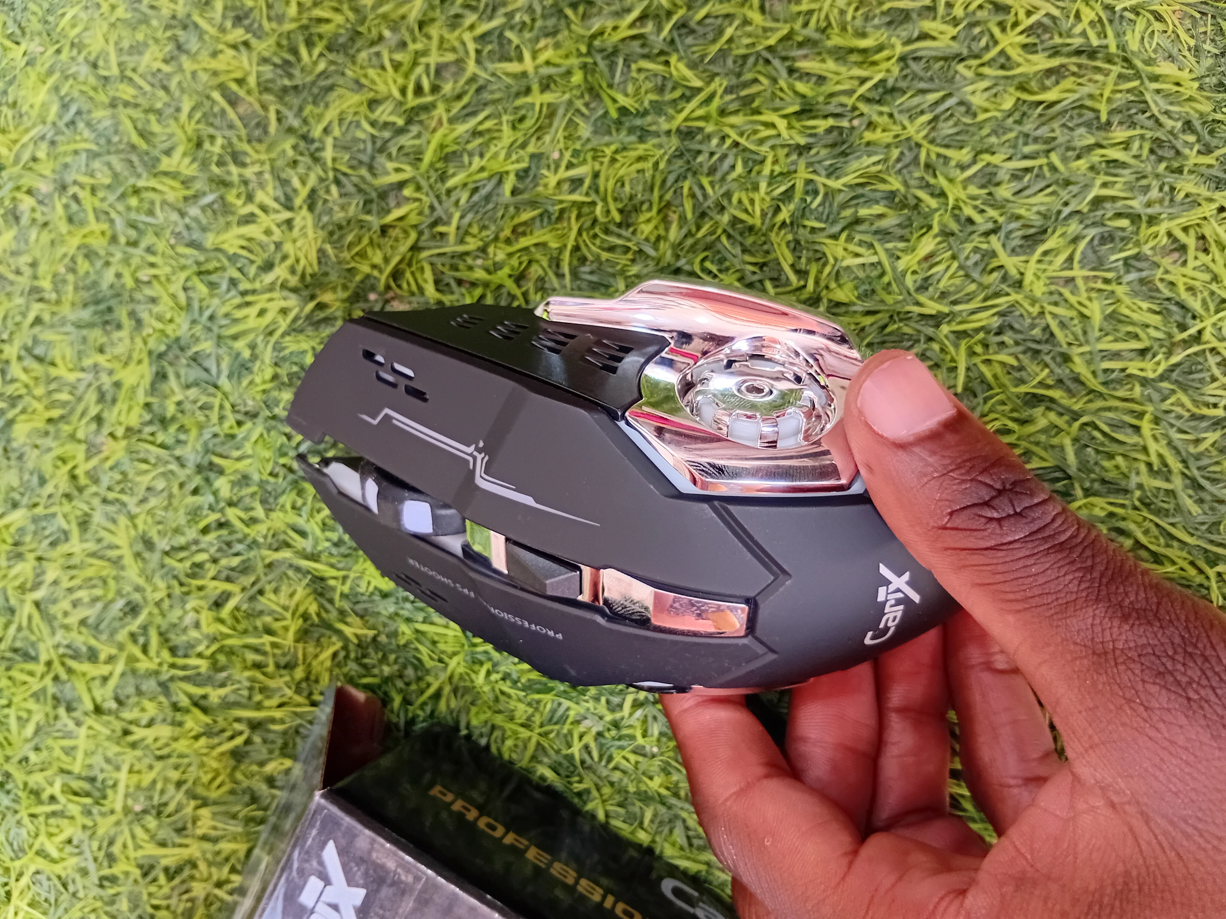 RGB LUMINOUS GAMING MOUSE