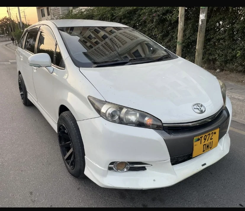 TOYOTA WISH